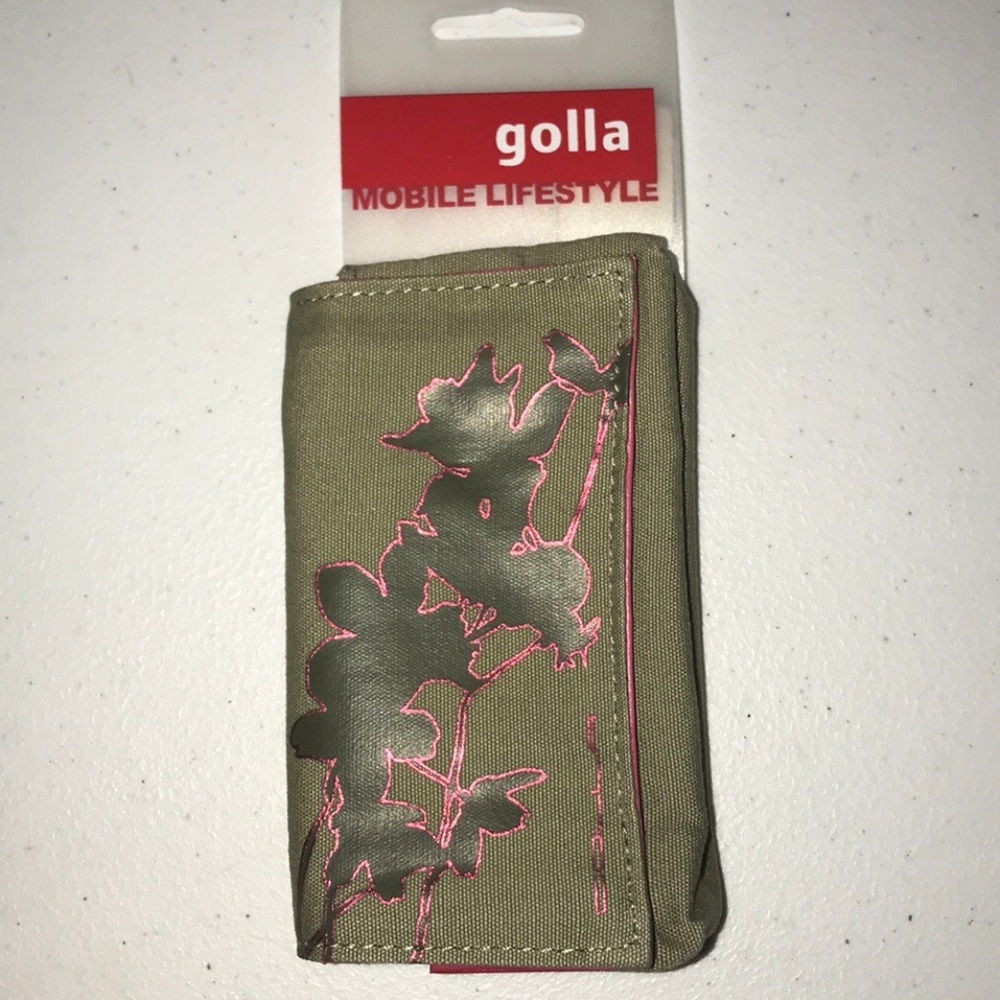 NWT Golla Mobile Lifestyle Opera Bag